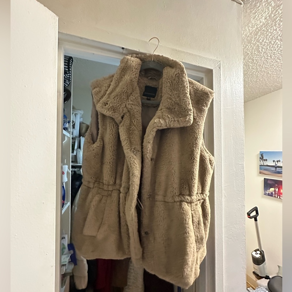 Beige Faux Fur Vest Jacket XL